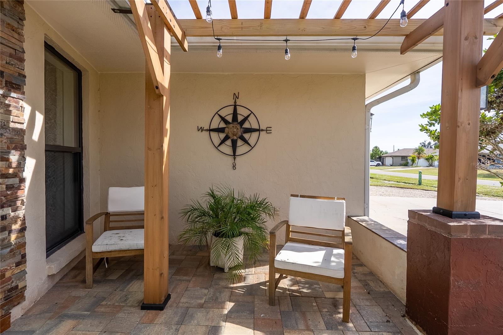 Image 2 of 62 For 1324 De Prie Road