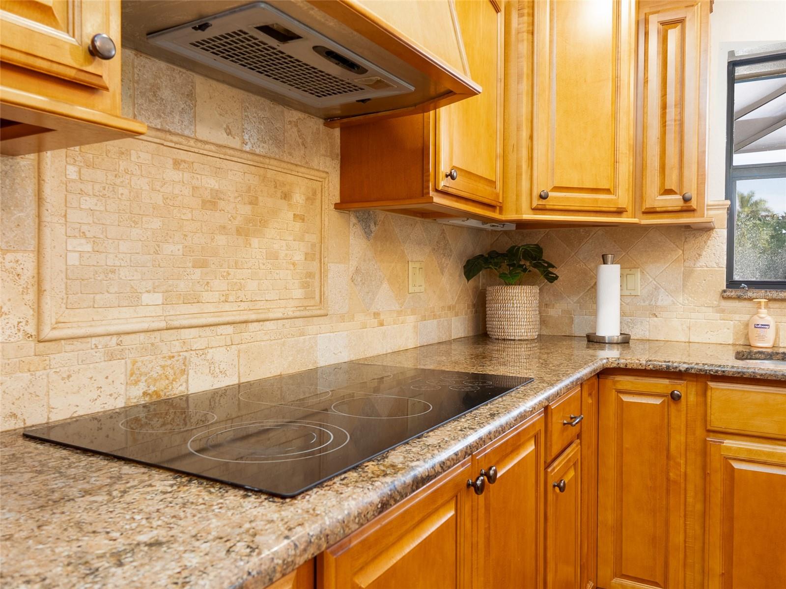 Image 23 of 62 For 1324 De Prie Road