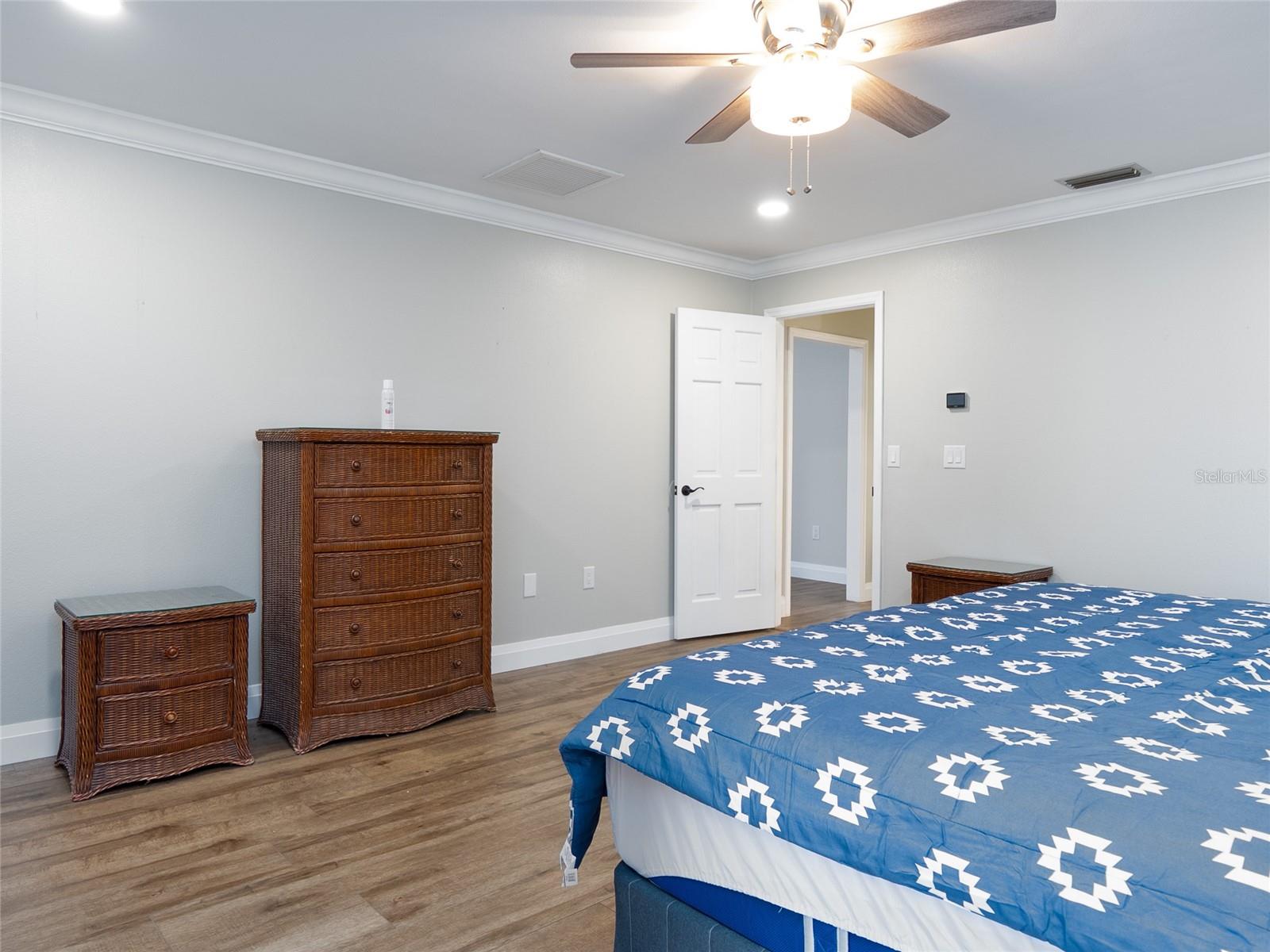 Image 33 of 62 For 1324 De Prie Road