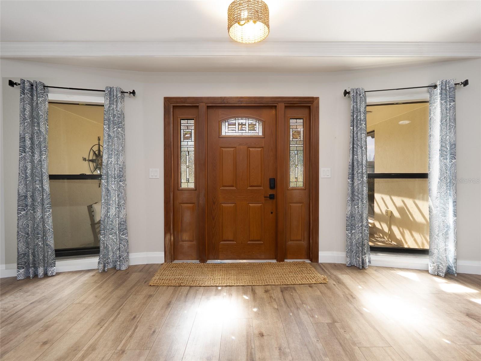 Image 5 of 62 For 1324 De Prie Road