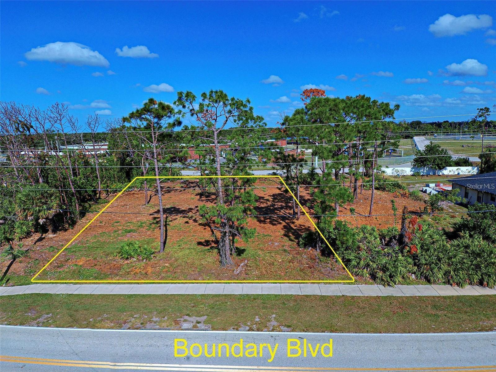 Image 3 of 6 For 471 Boundary Boulevard