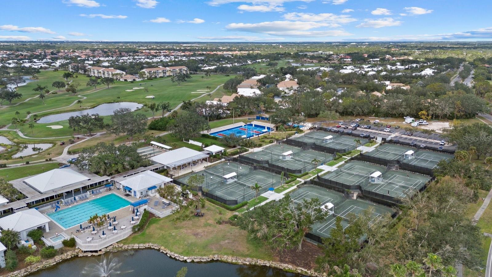 Image 57 of 65 For 457 Sherbrooke Court