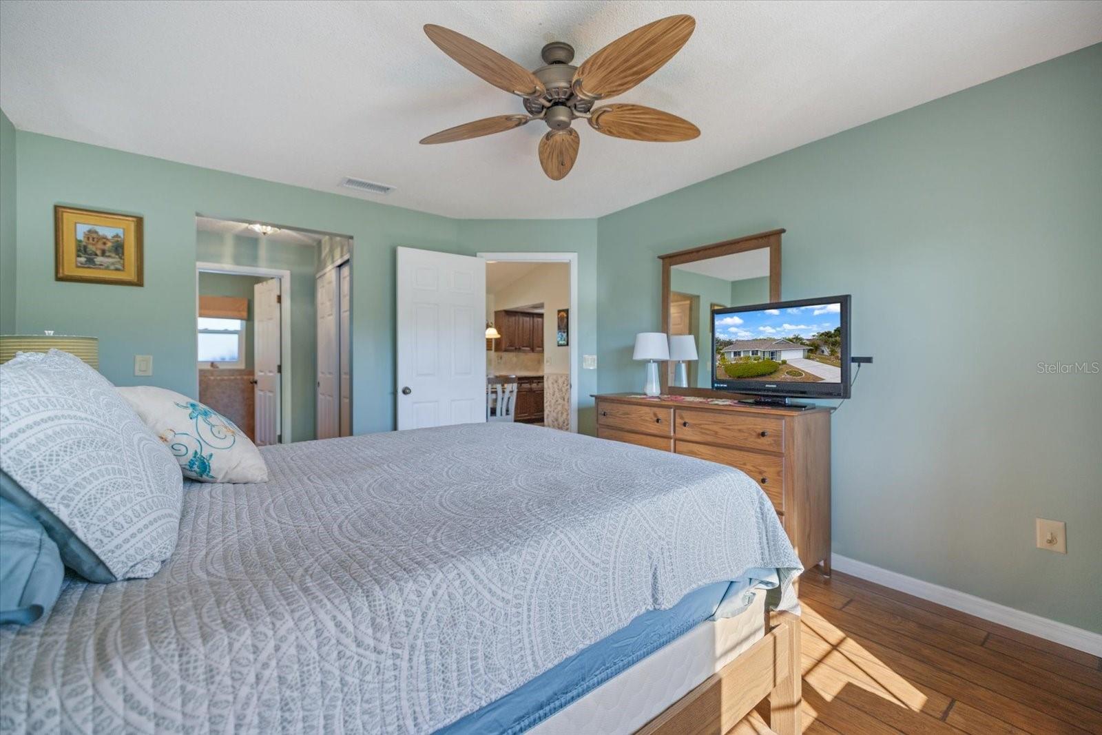 Image 30 of 50 For 615 Sugarwood Drive