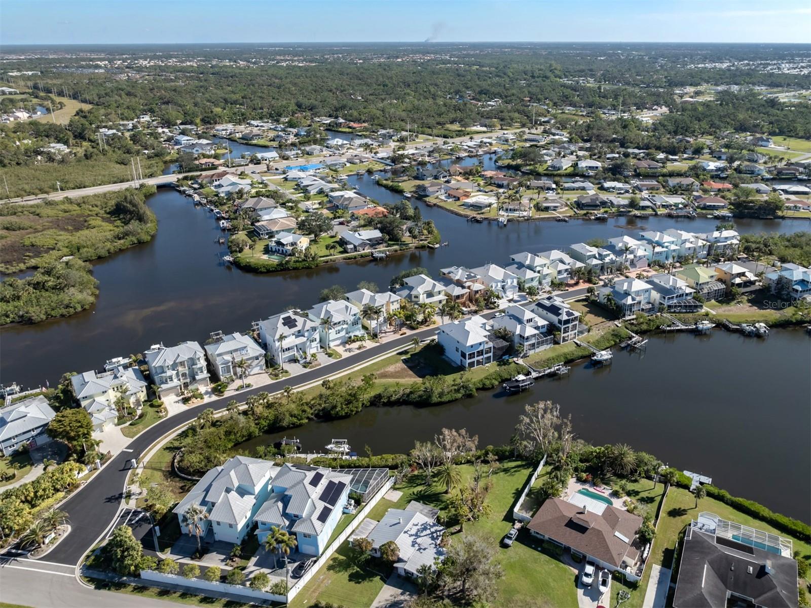 Image 62 of 94 For 737 Shakett Creek Drive