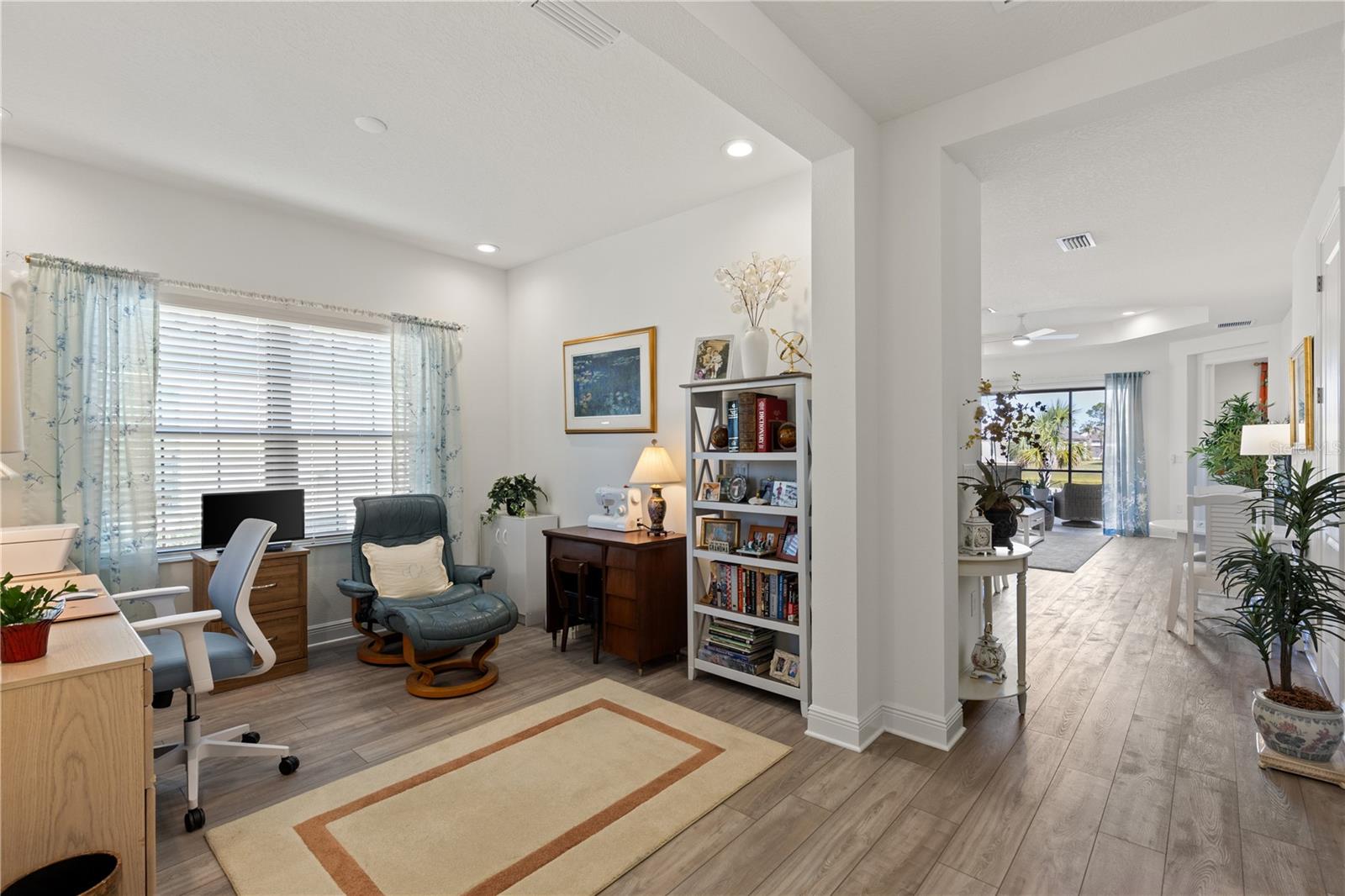 Image 24 of 59 For 205 Tracino Terrace