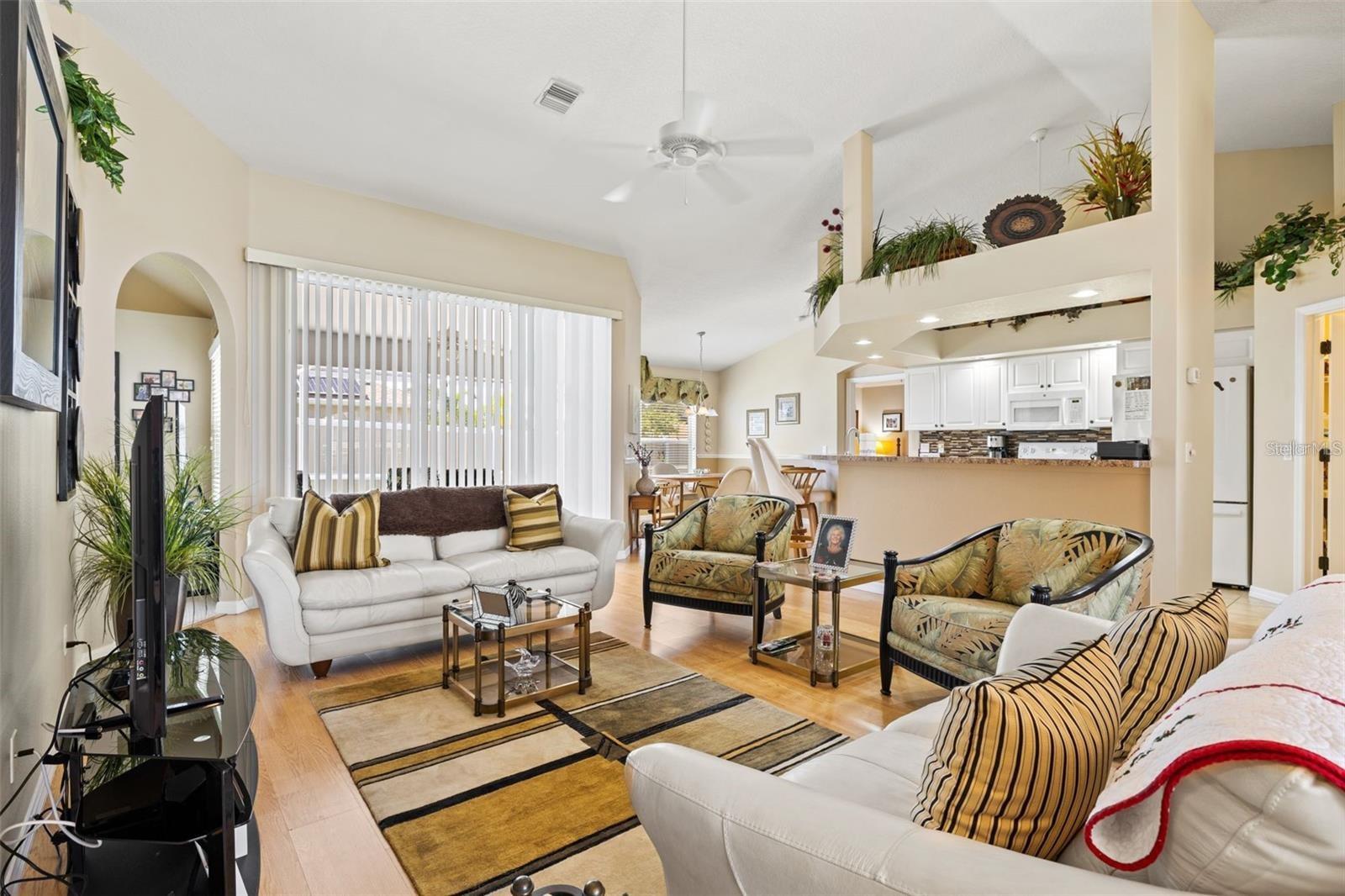 Image 5 of 42 For 830 Poinciana Road