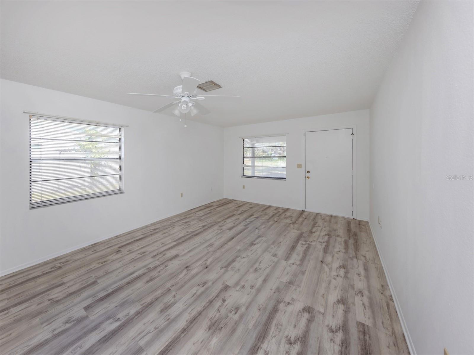 Image 5 of 25 For 662 Substation Road