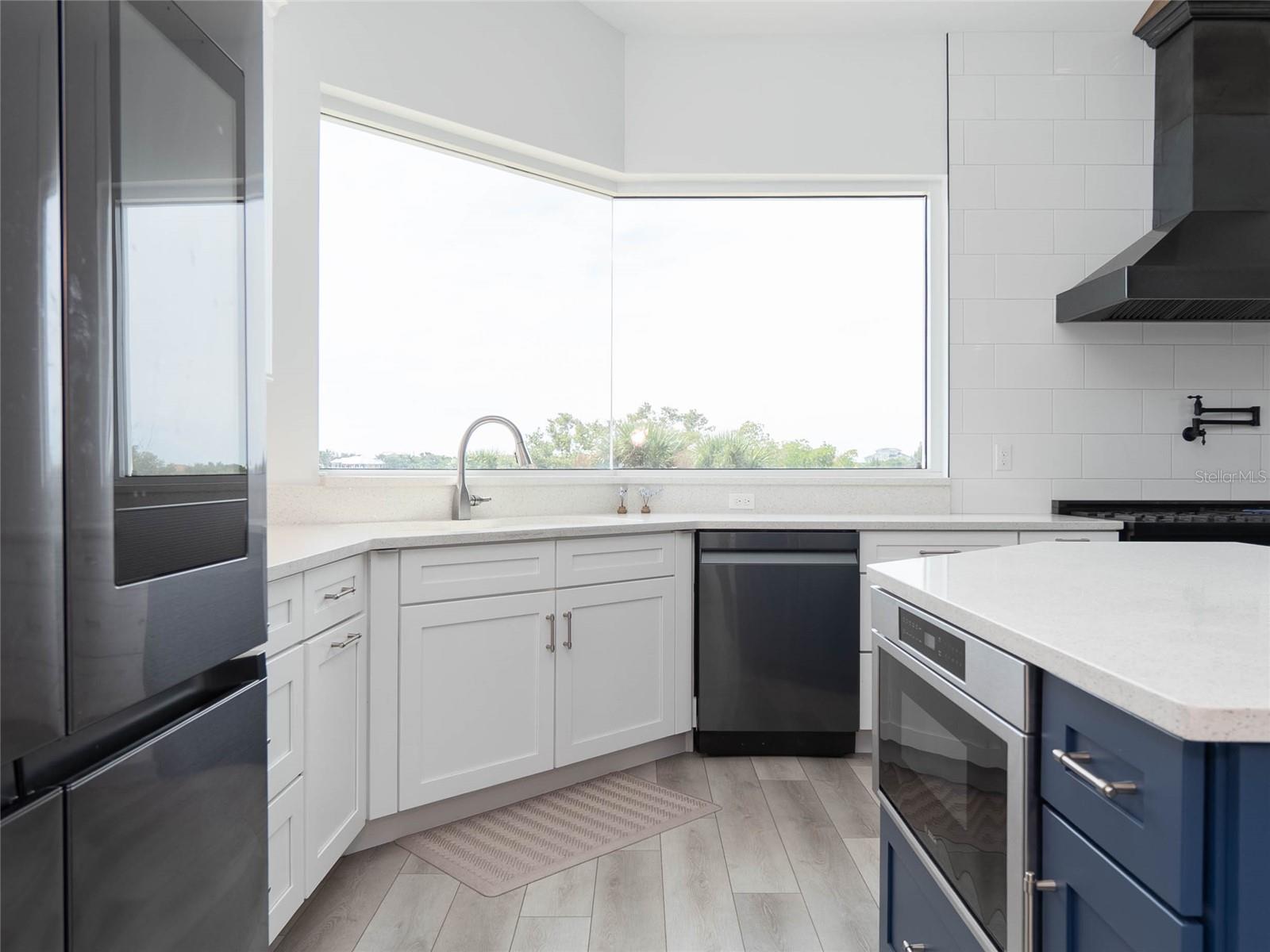 Image 14 of 89 For 1850 Keyway Road