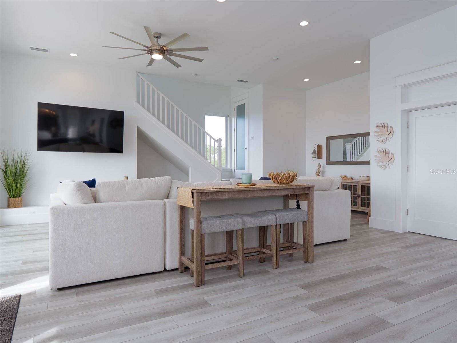 Image 21 of 89 For 1850 Keyway Road