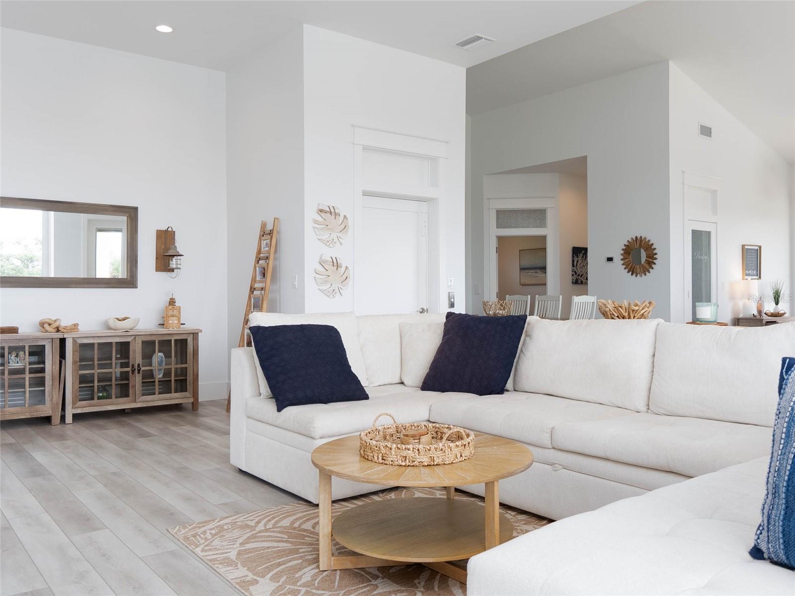 Image 24 of 89 For 1850 Keyway Road