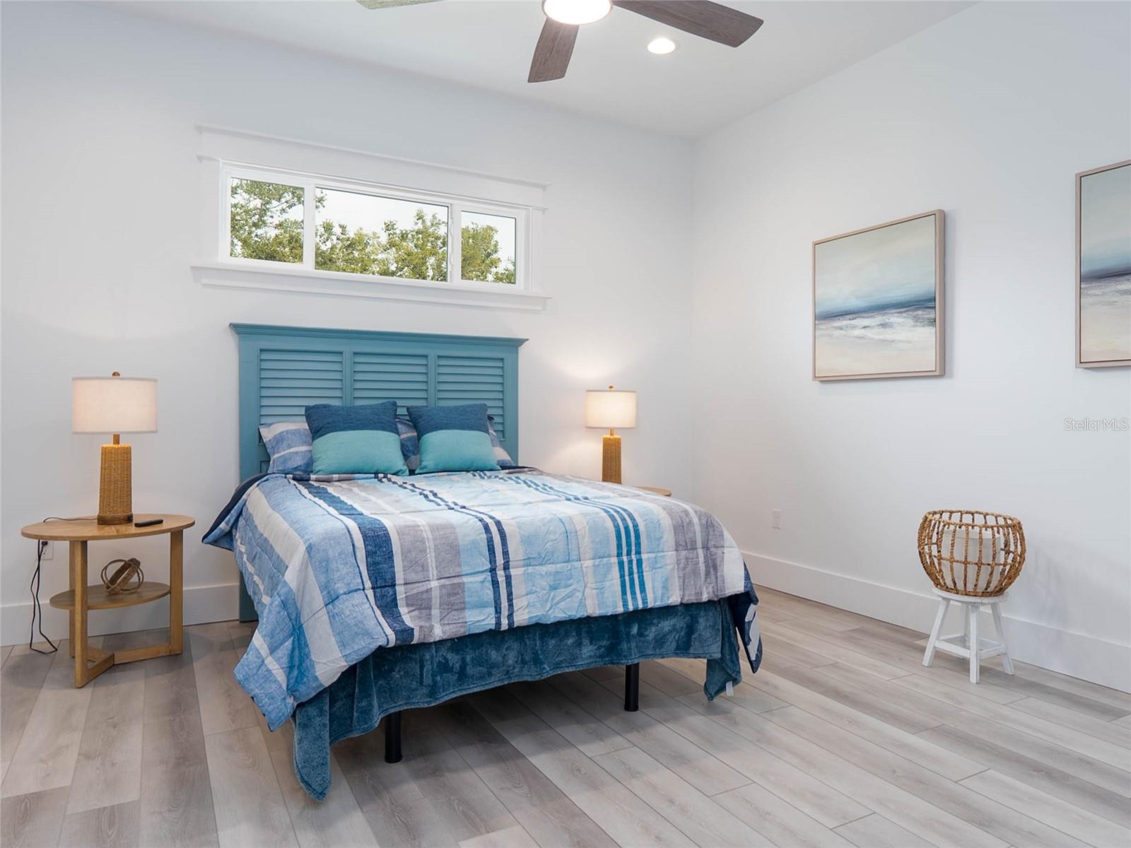 Image 35 of 89 For 1850 Keyway Road