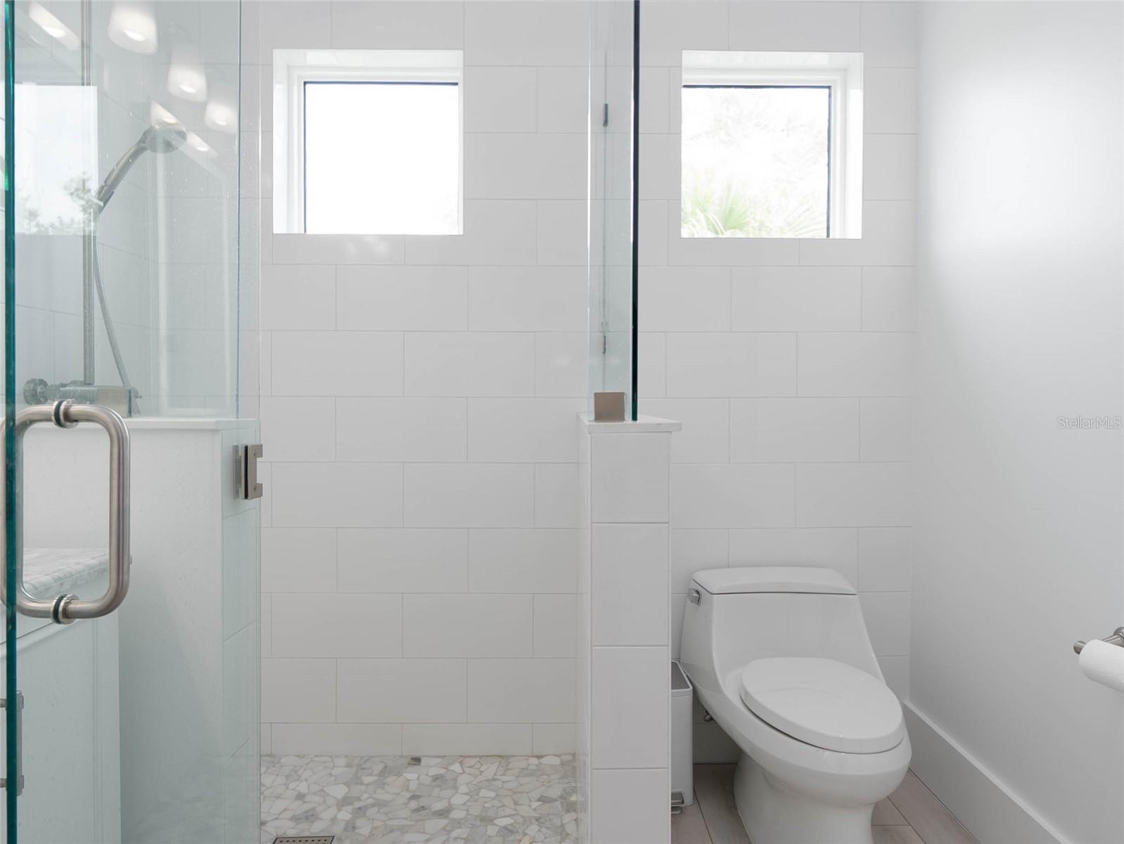 Image 38 of 89 For 1850 Keyway Road