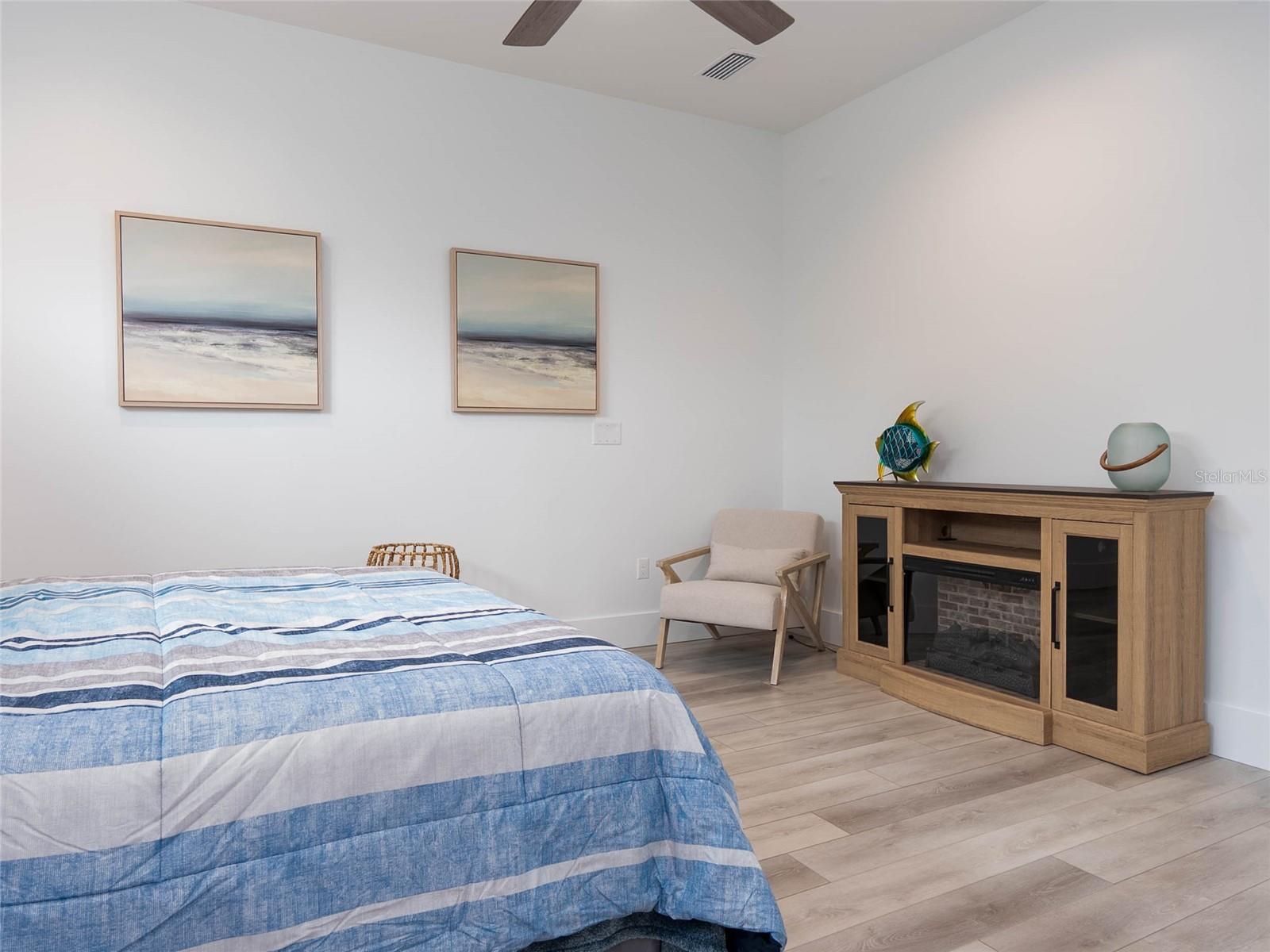 Image 40 of 89 For 1850 Keyway Road