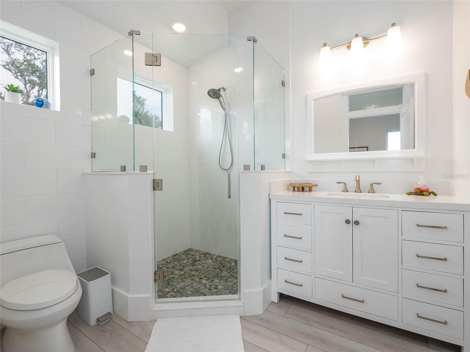 Image 43 of 89 For 1850 Keyway Road