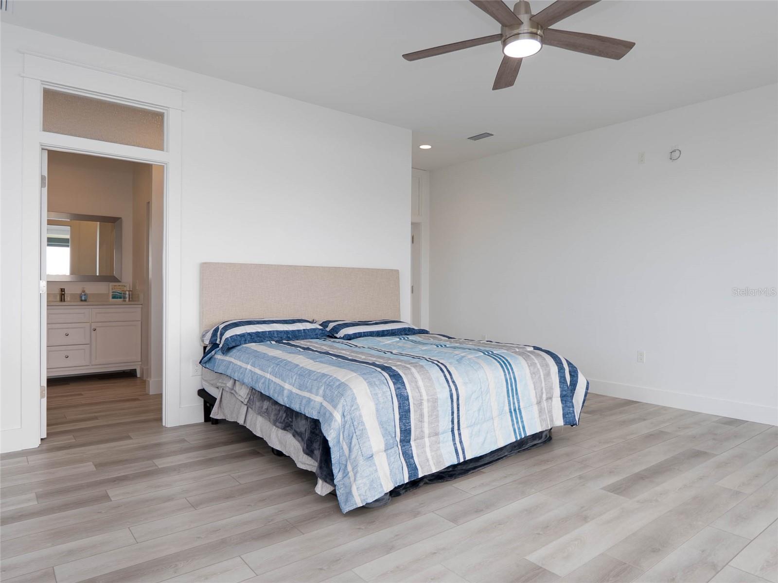 Image 45 of 89 For 1850 Keyway Road