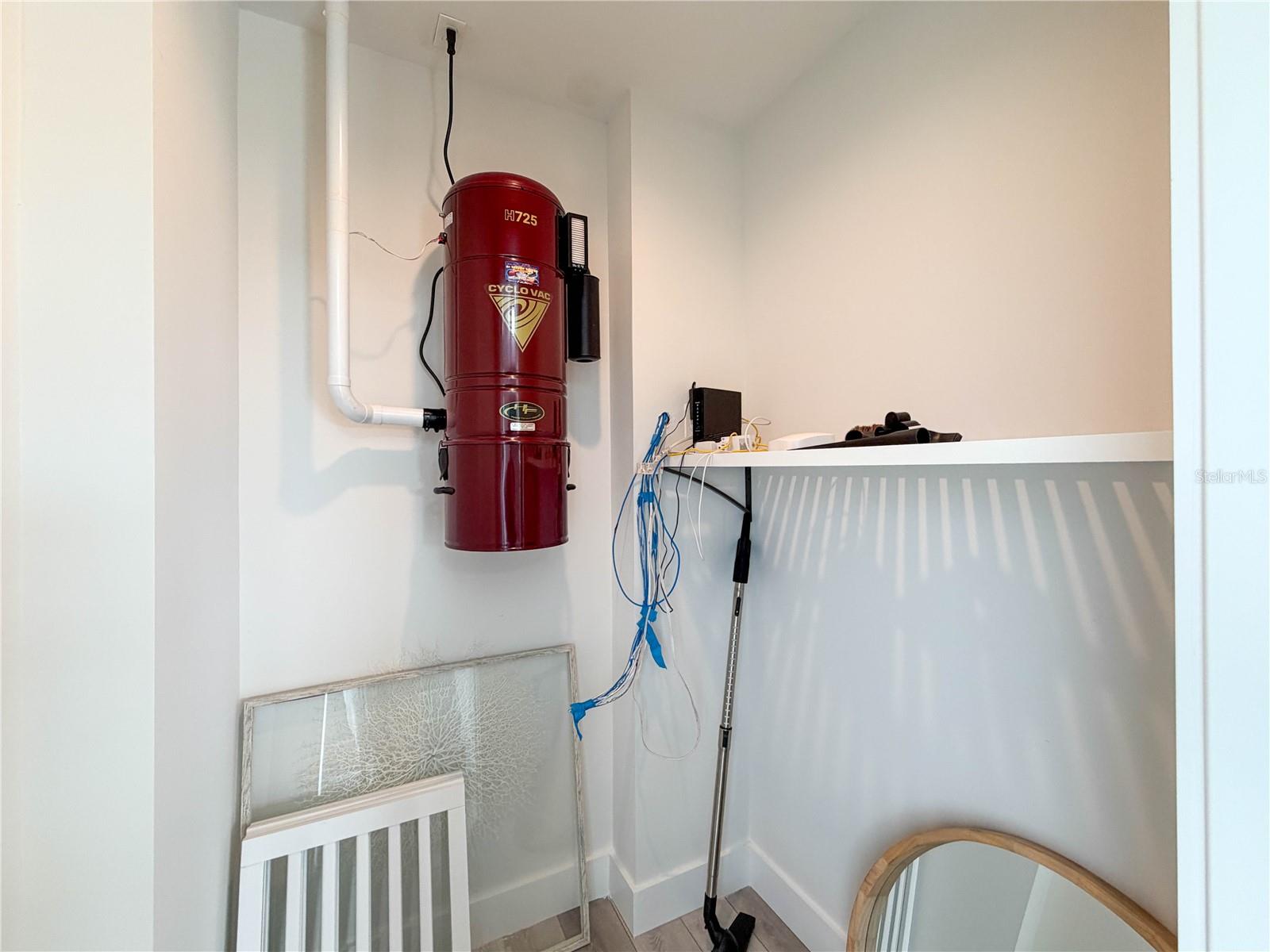 Image 53 of 89 For 1850 Keyway Road