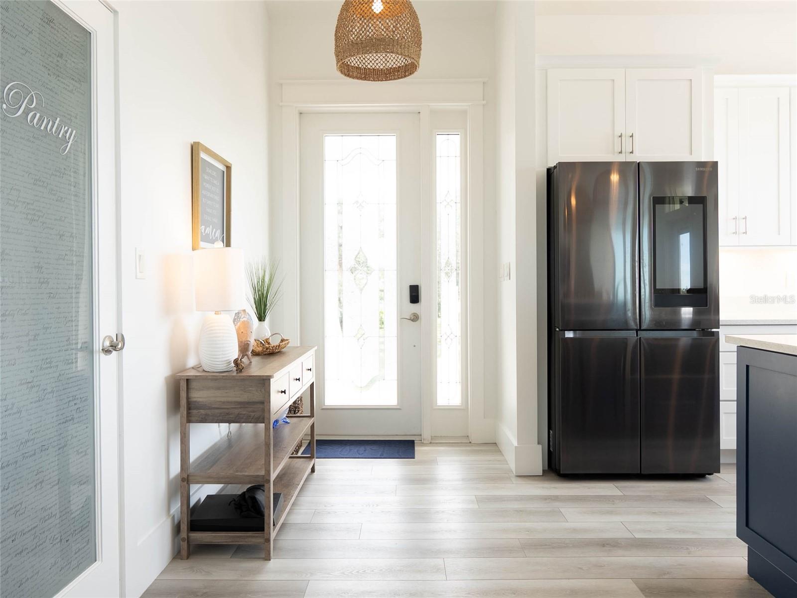 Image 6 of 89 For 1850 Keyway Road