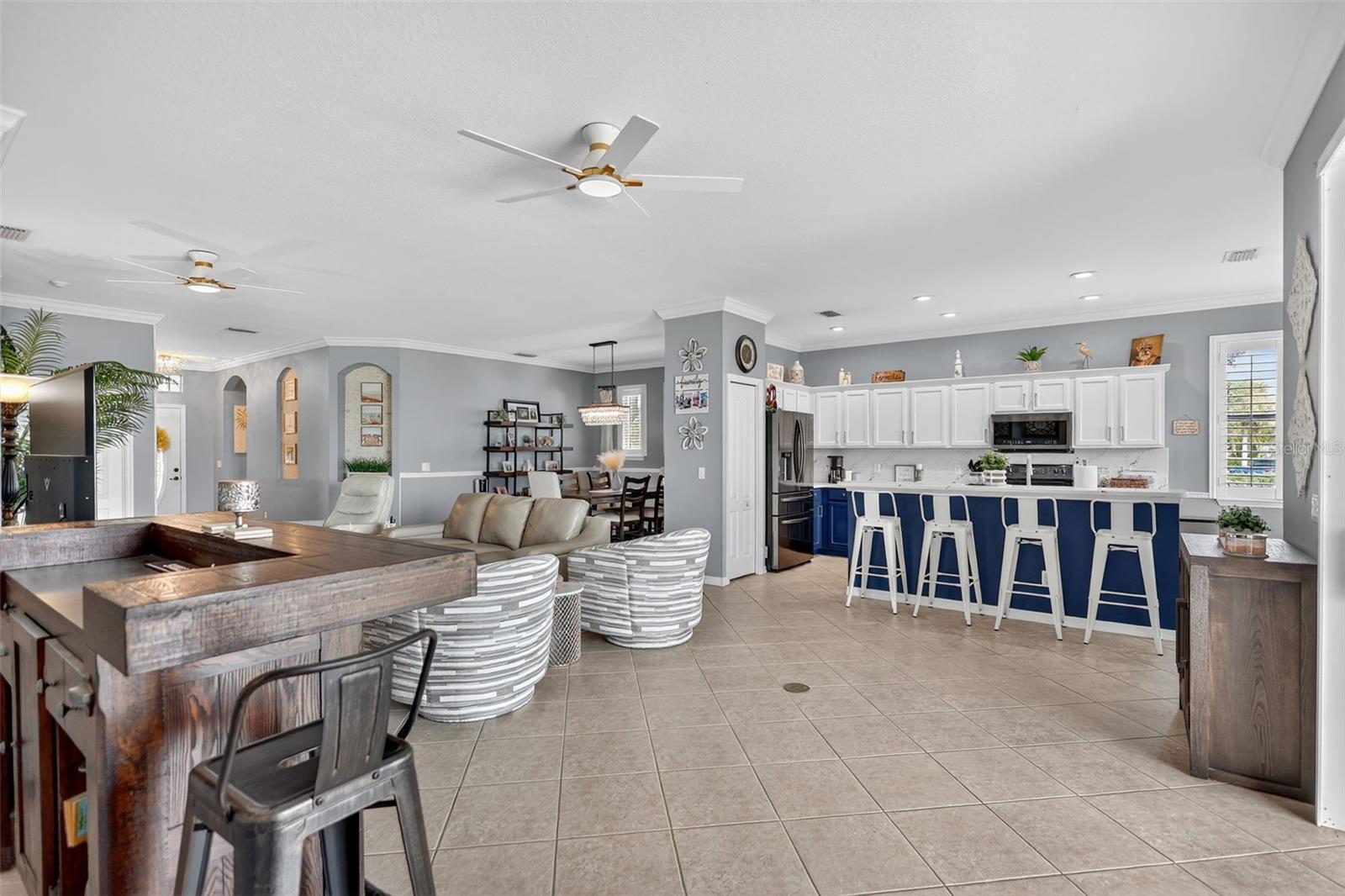 Image 16 of 36 For 5012 Lakehurst Court