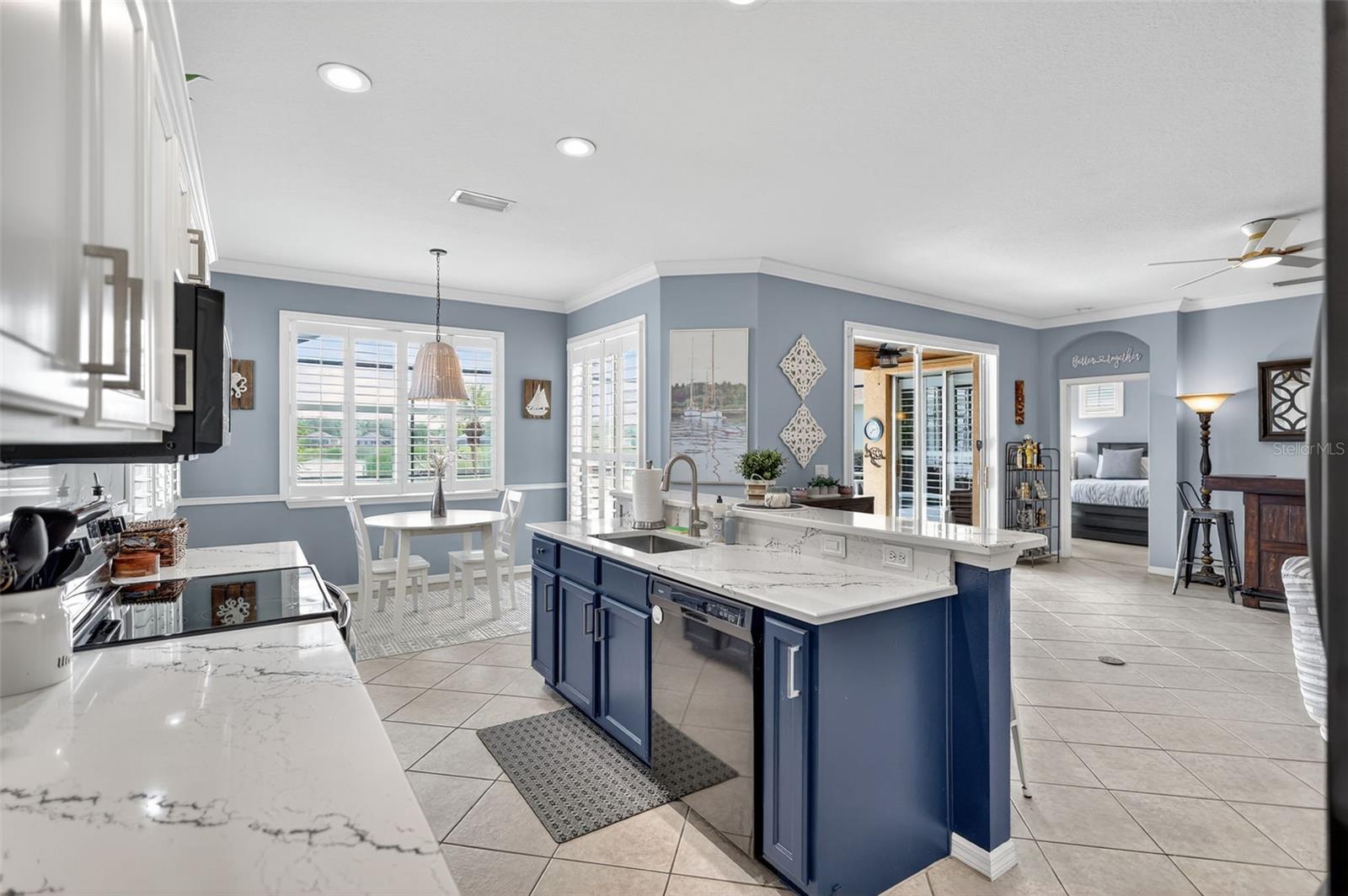 Image 19 of 36 For 5012 Lakehurst Court