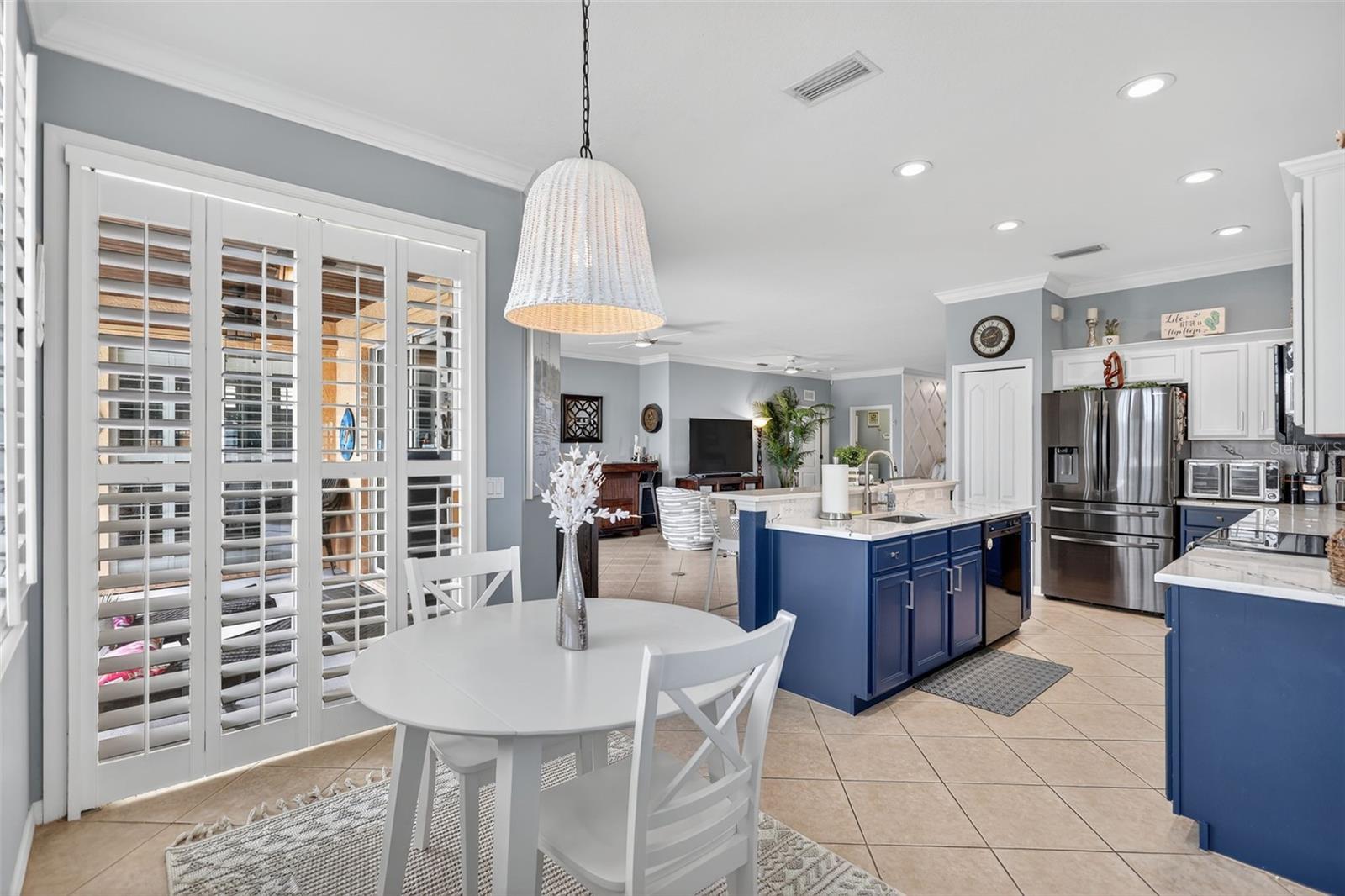 Image 24 of 36 For 5012 Lakehurst Court