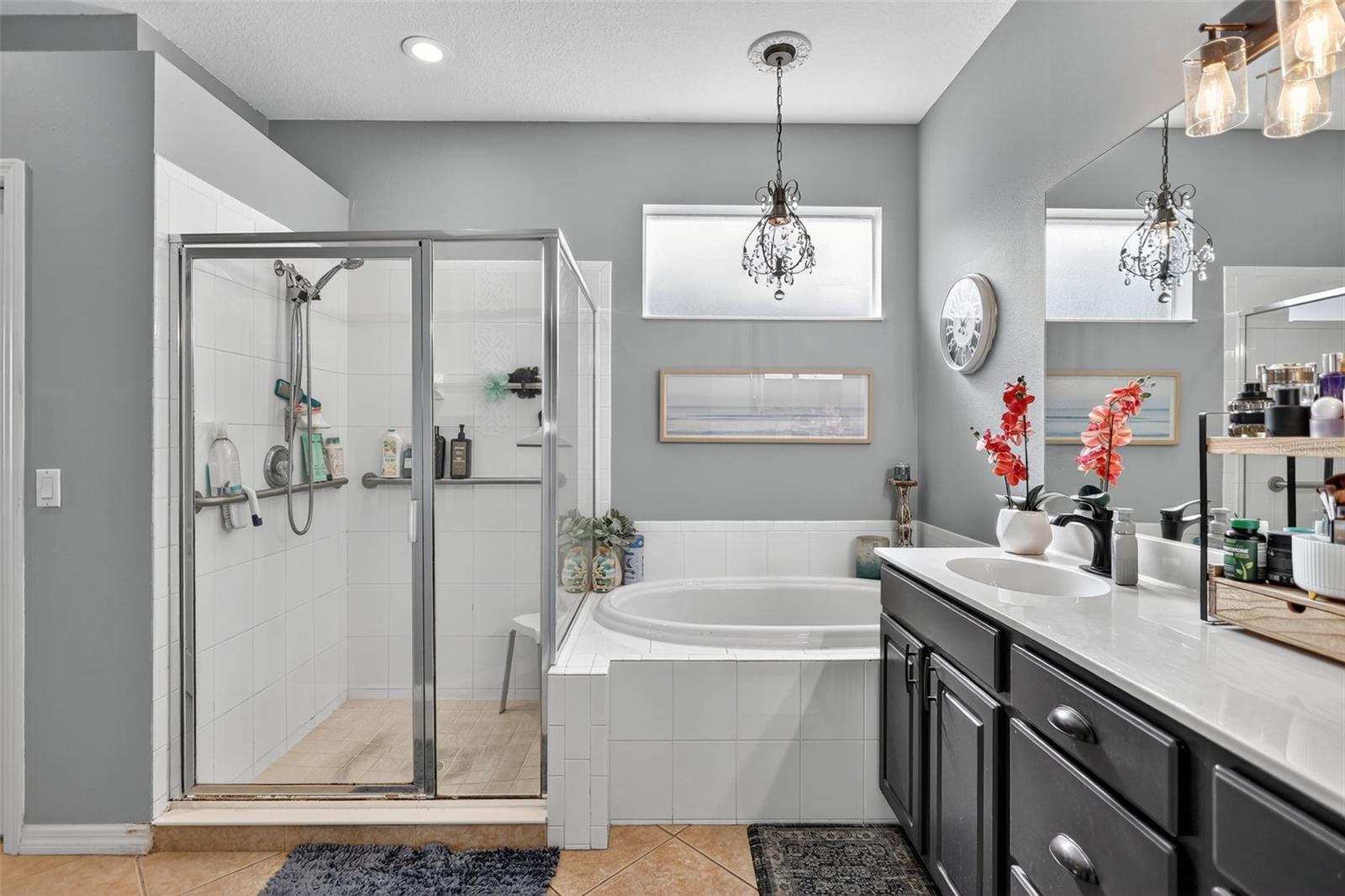 Image 28 of 36 For 5012 Lakehurst Court