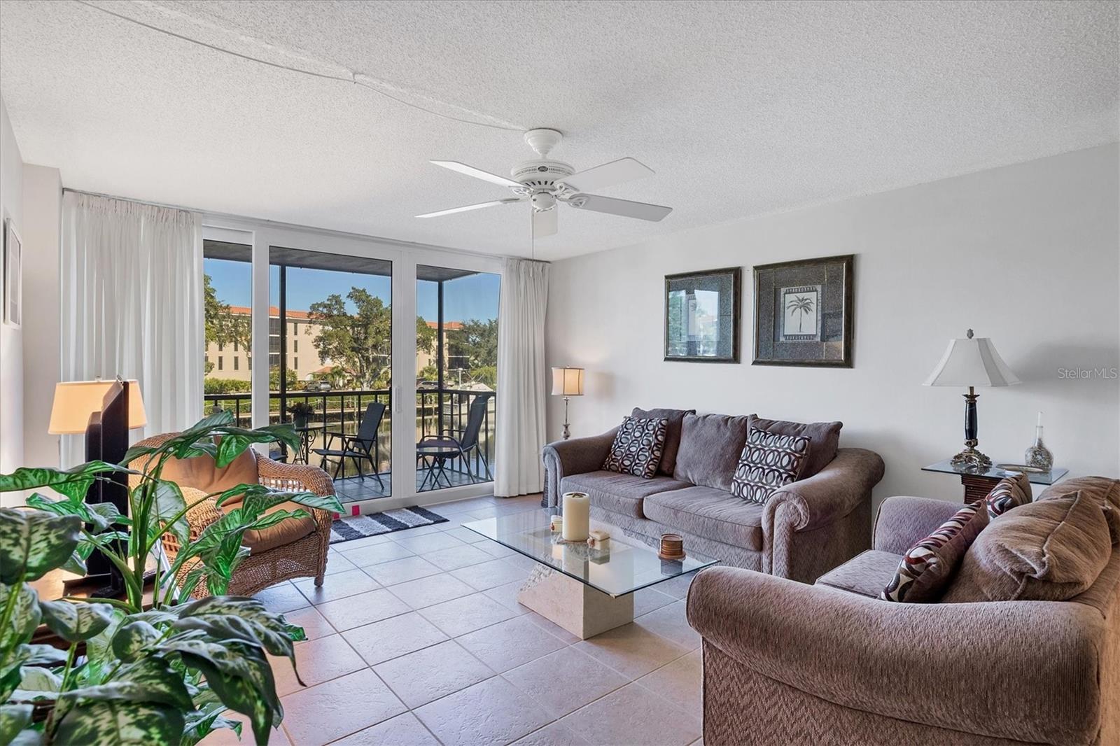 Image 4 of 63 For 25188 Marion Avenue C104