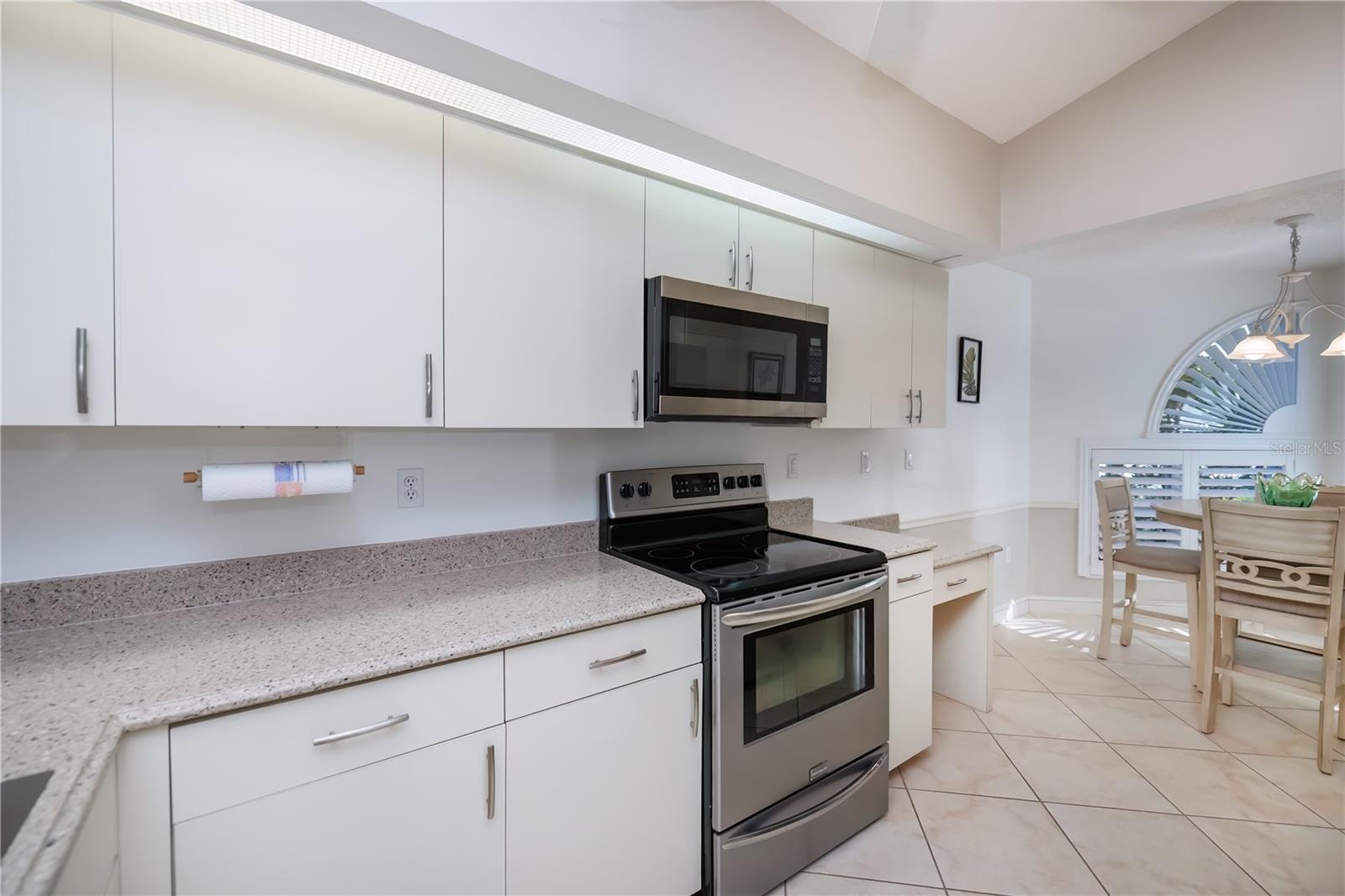 Image 35 of 44 For 1149 Harbor Town Way