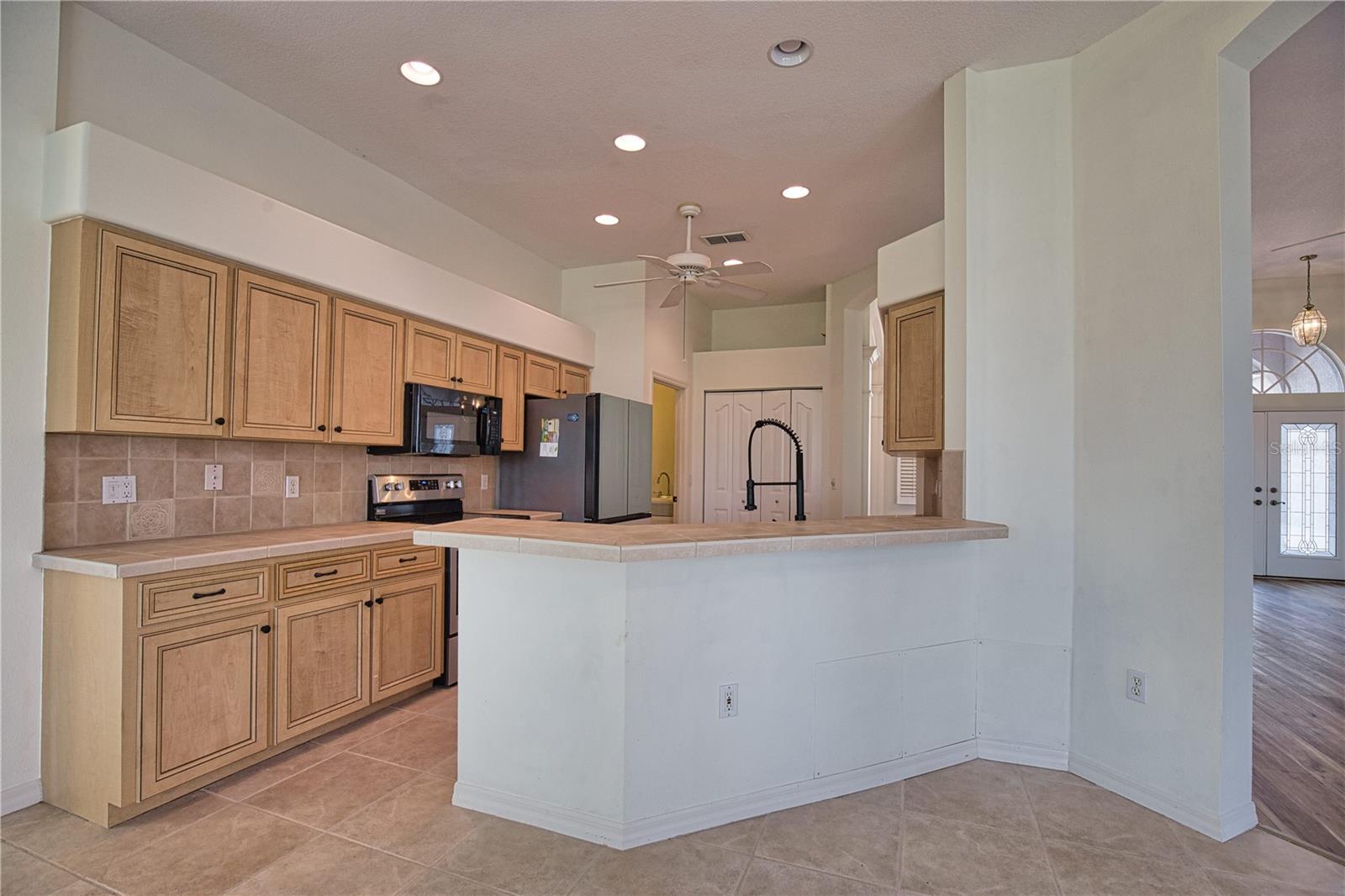 Image 17 of 70 For 703 Fringed Orchid Trail