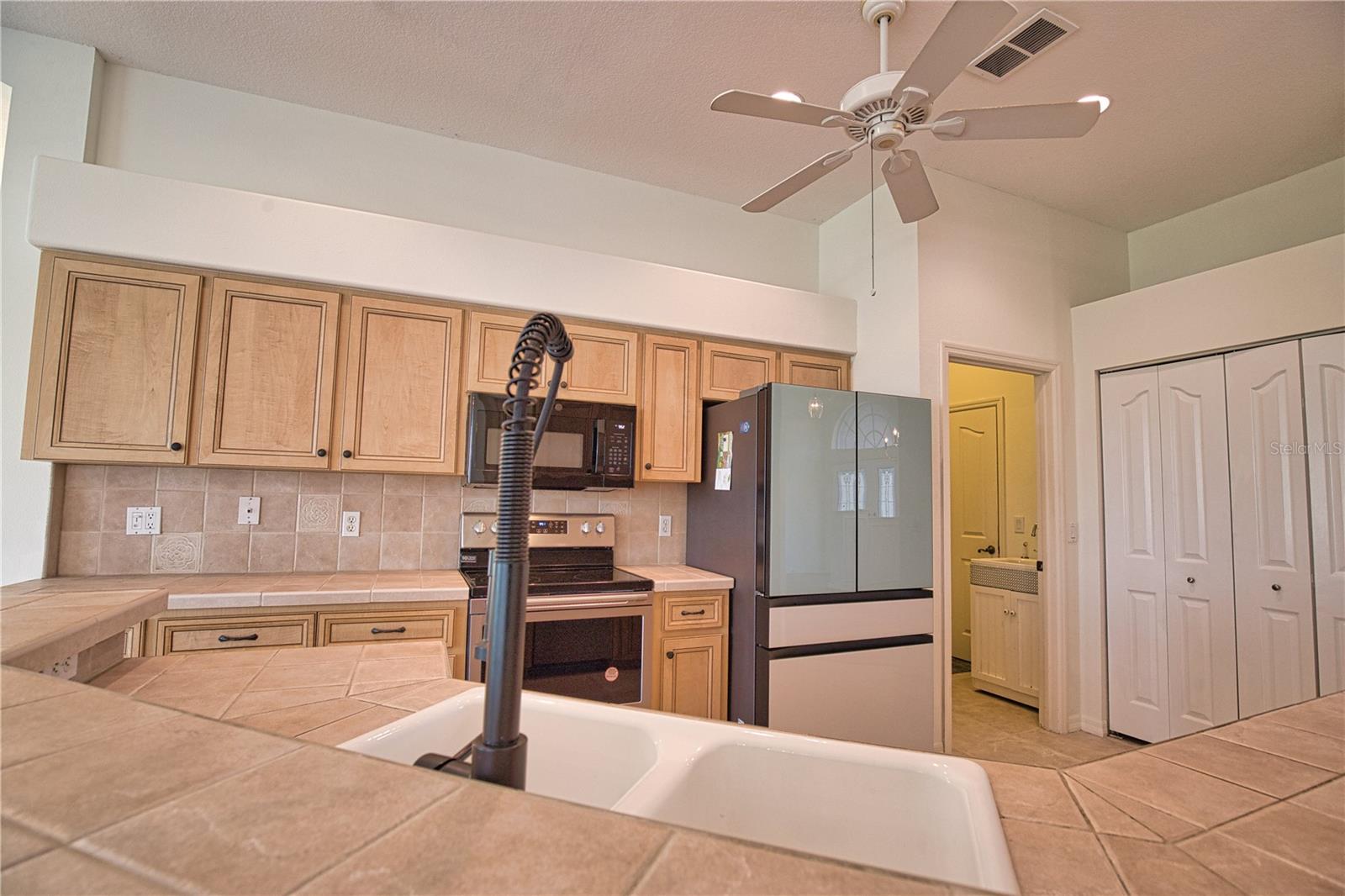 Image 18 of 70 For 703 Fringed Orchid Trail