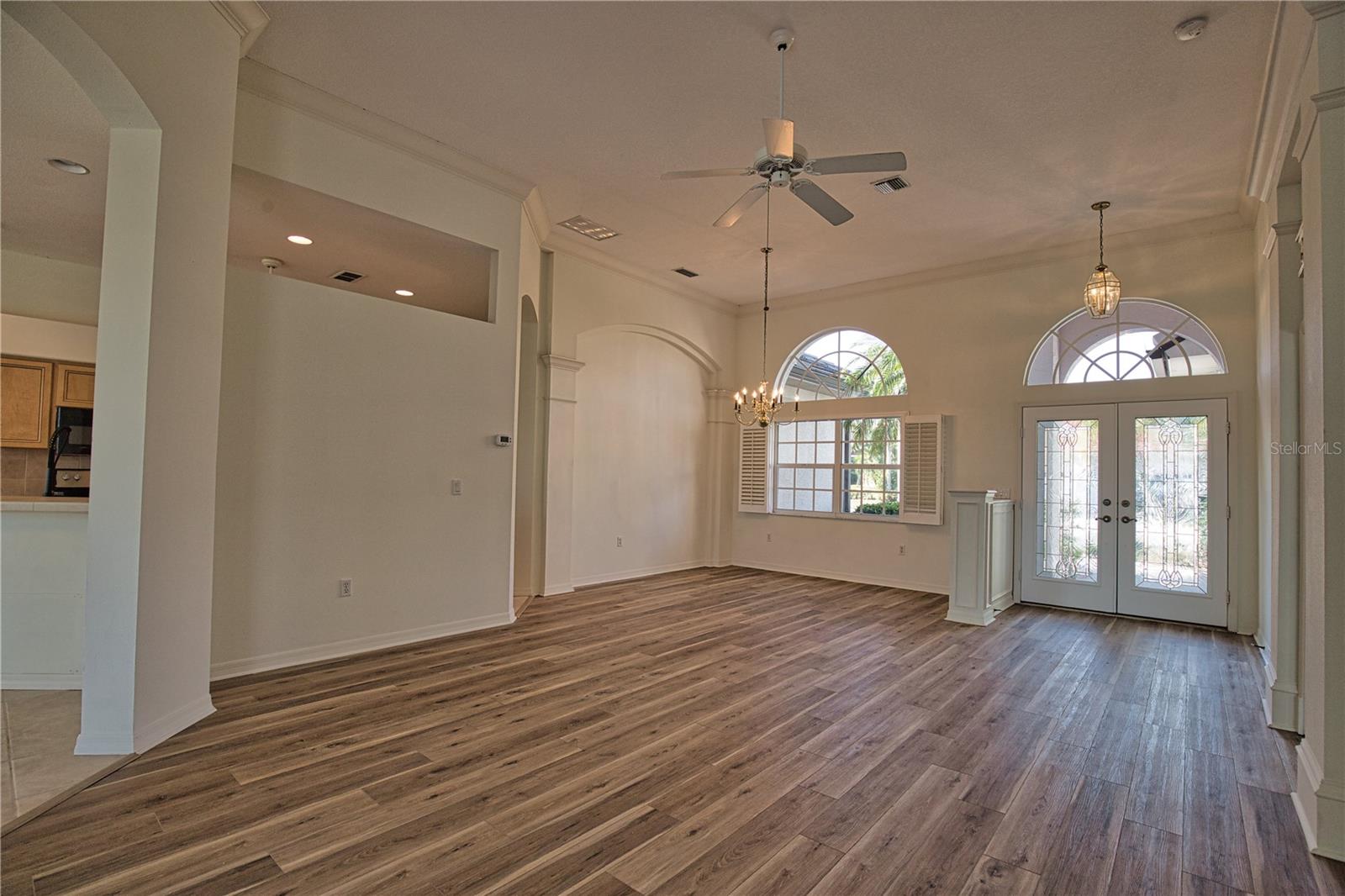 Image 7 of 70 For 703 Fringed Orchid Trail