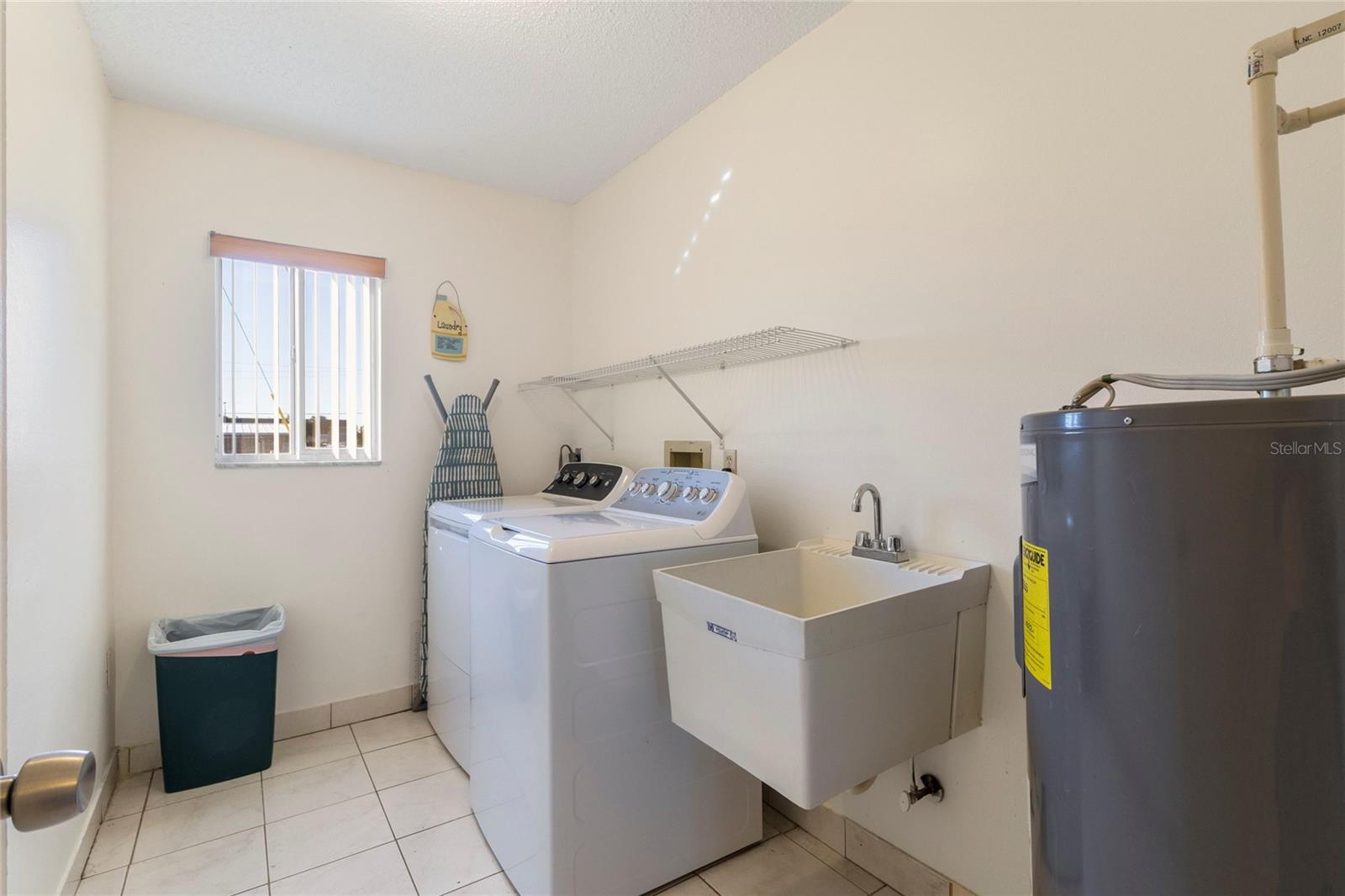 Image 19 of 51 For 22278 Vick Street A100