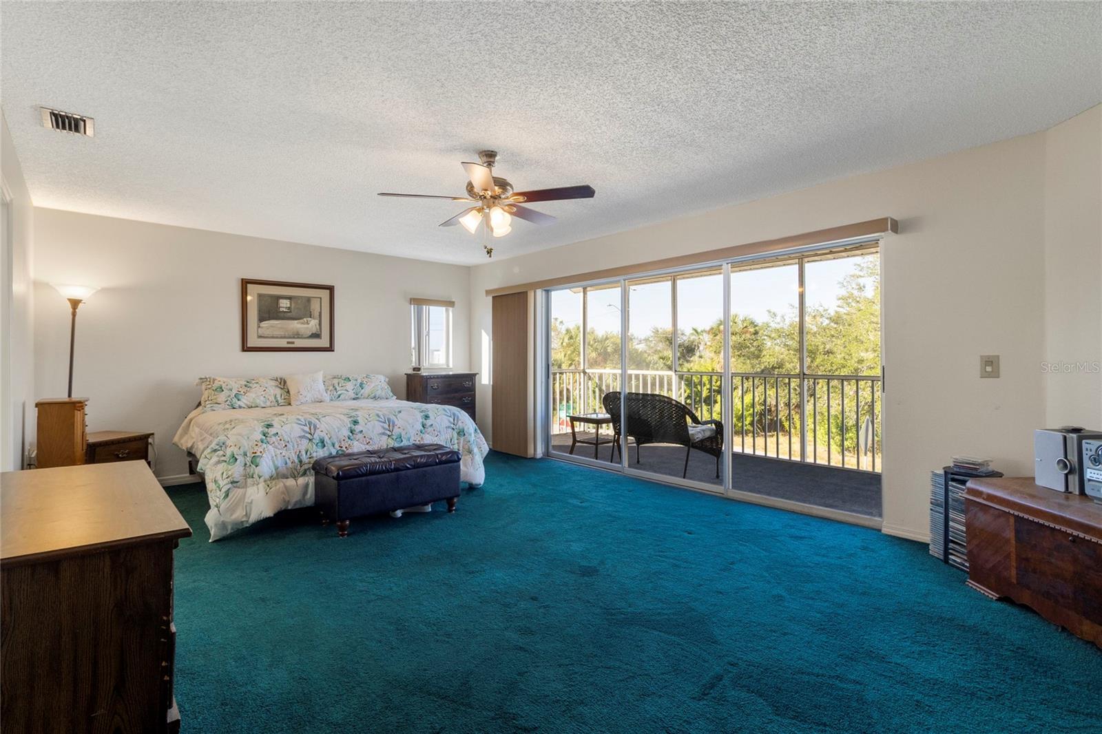 Image 21 of 51 For 22278 Vick Street A100