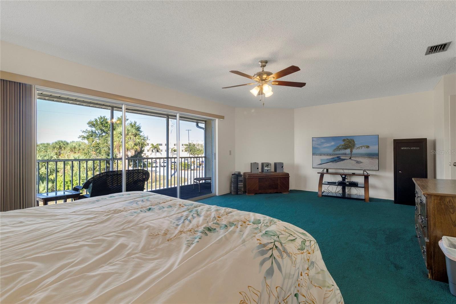 Image 24 of 51 For 22278 Vick Street A100