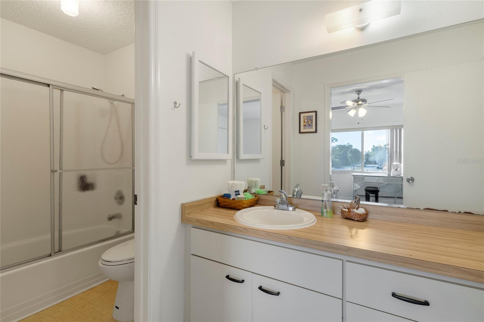 Image 32 of 51 For 22278 Vick Street A100