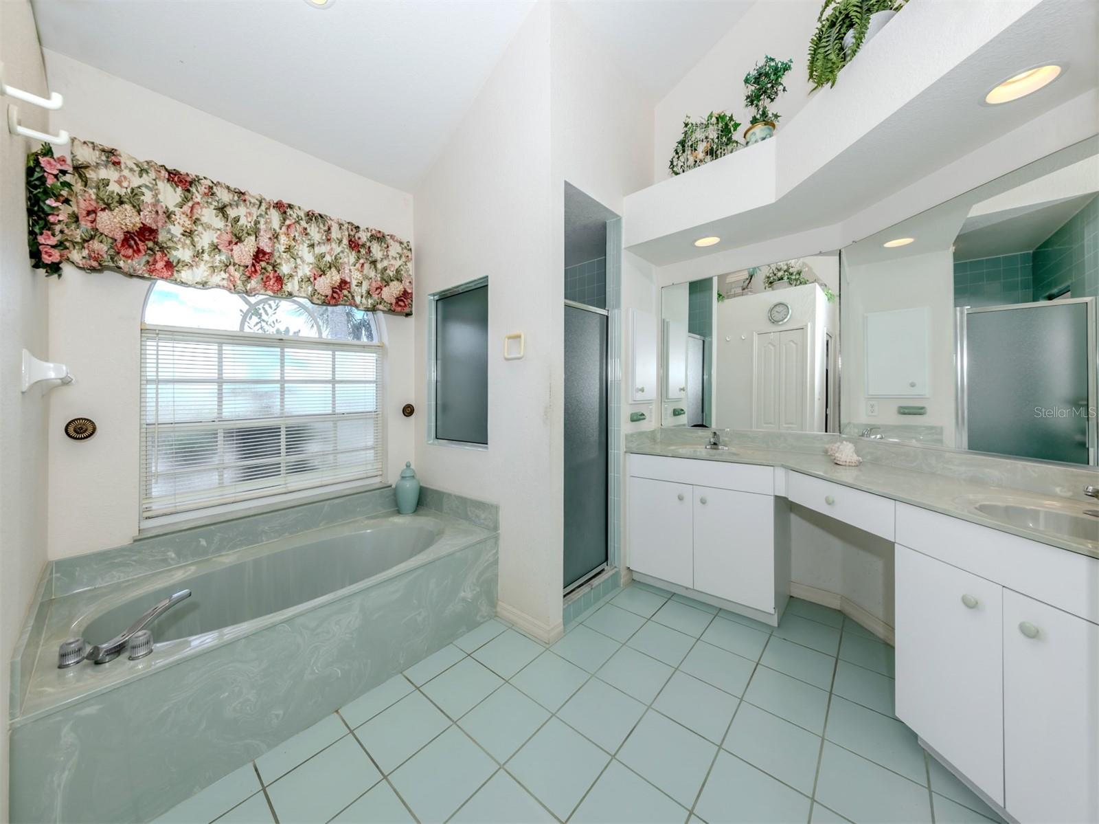 Image 12 of 55 For 1402 Brenner Park Drive