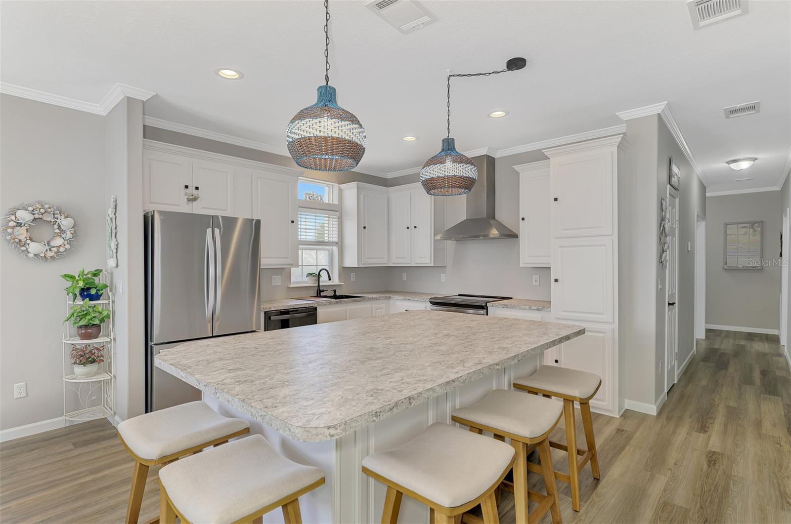 Image 11 of 94 For 804 Turf  