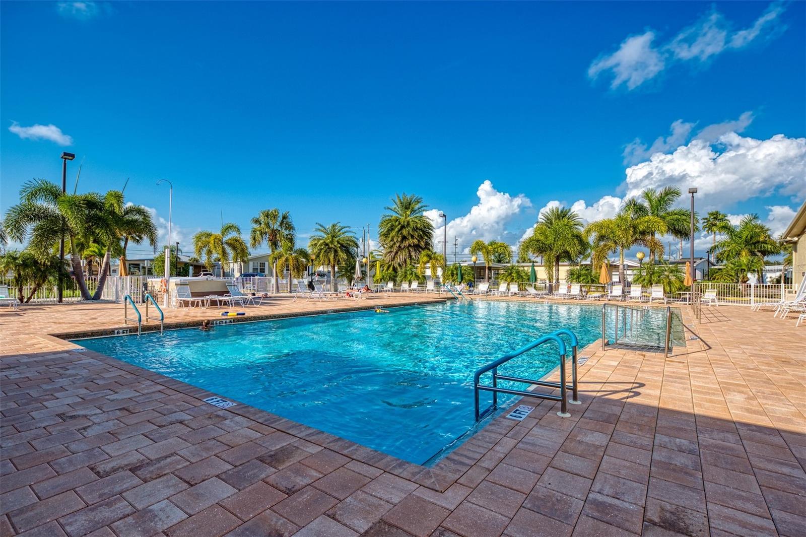 Image 38 of 94 For 804 Turf  