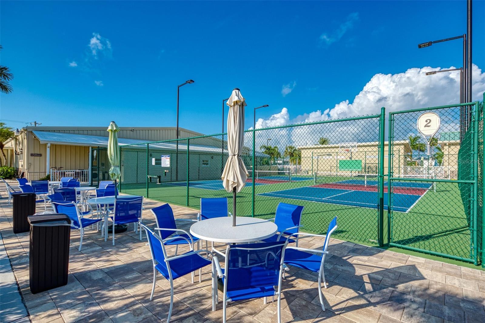 Image 51 of 94 For 804 Turf  