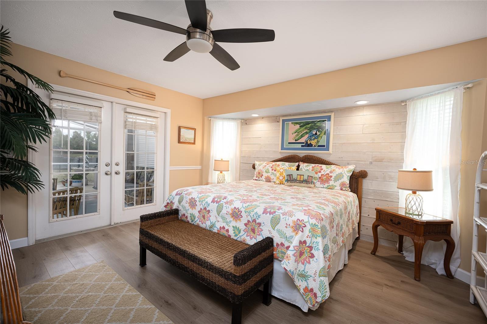 Image 22 of 68 For 9314 Lucian  