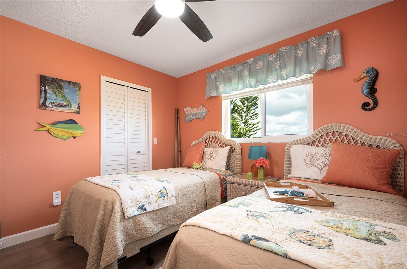 Image 34 of 68 For 9314 Lucian  