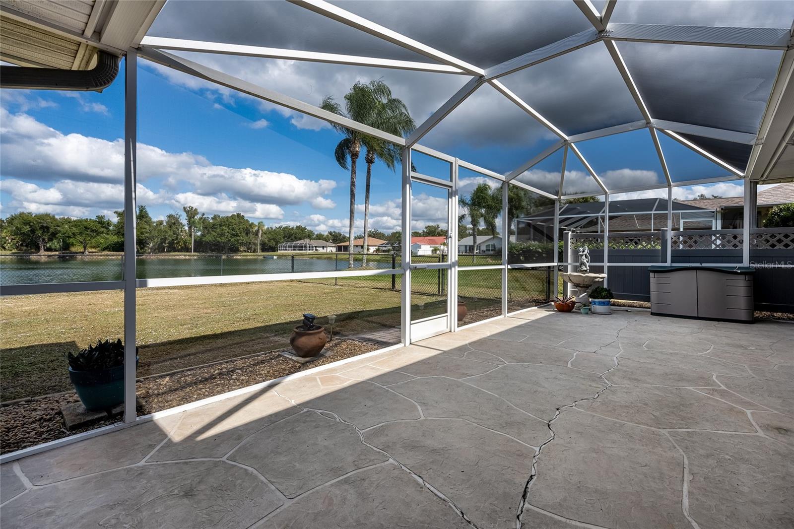 Image 44 of 68 For 9314 Lucian  