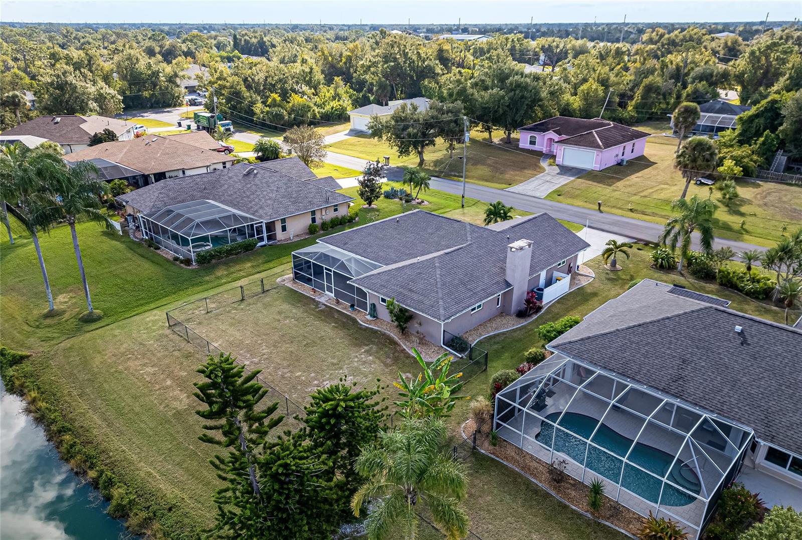 Image 49 of 68 For 9314 Lucian  