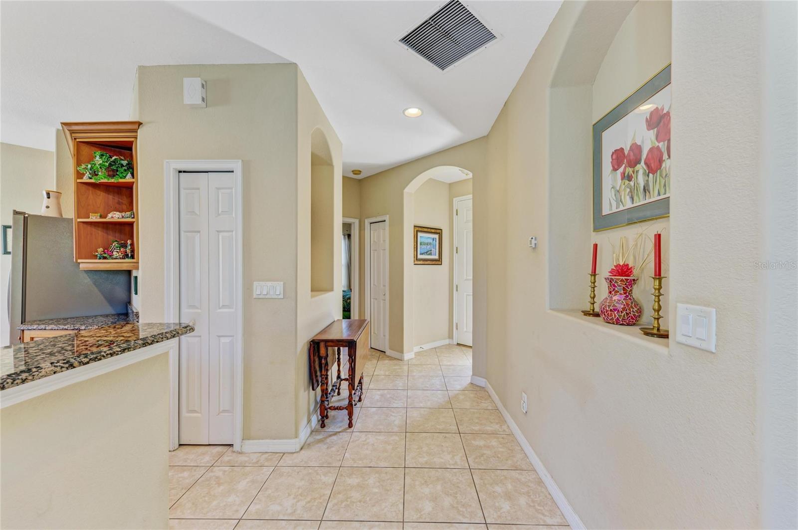 Image 19 of 72 For 298 Padova Way