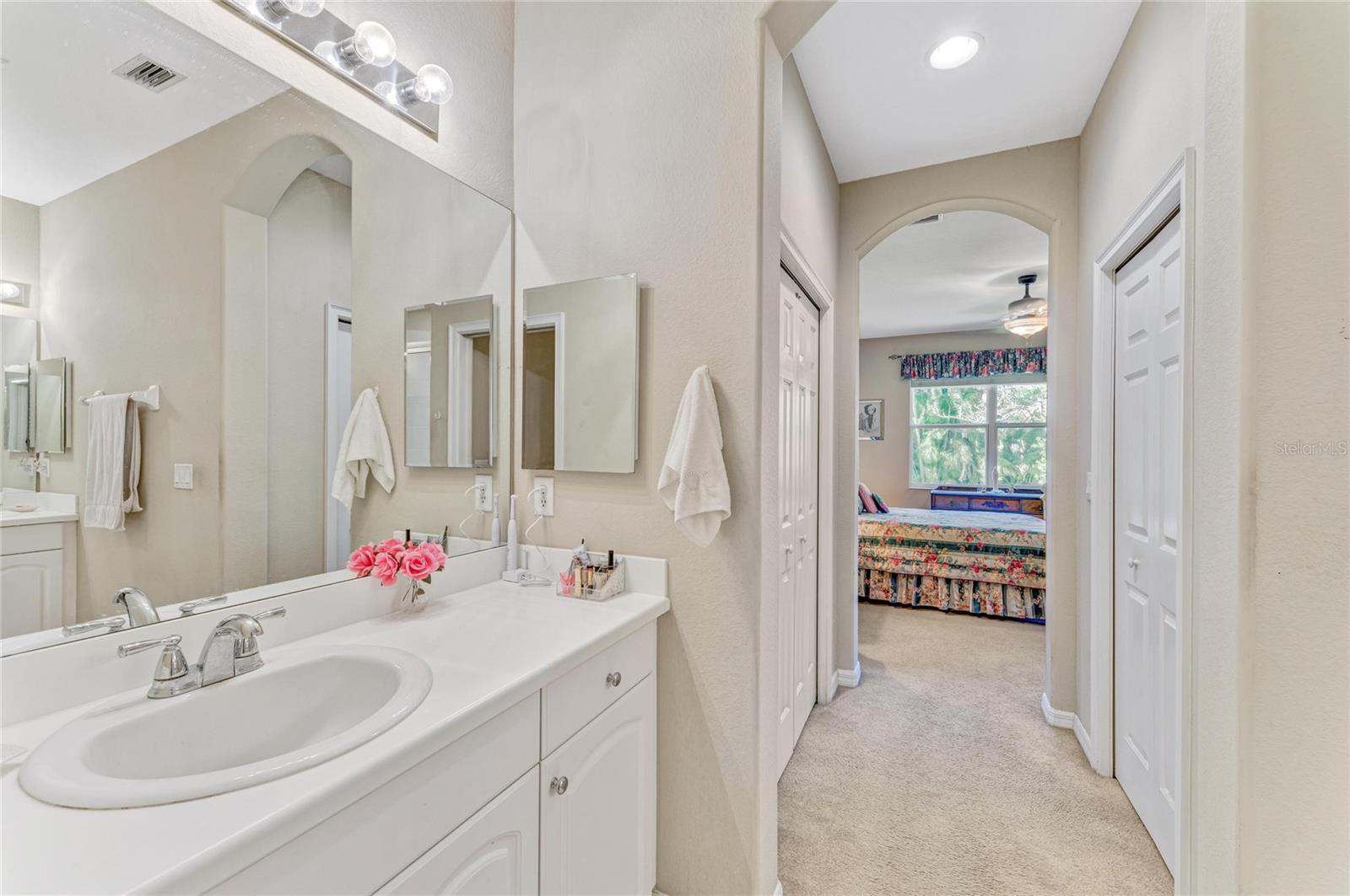 Image 26 of 72 For 298 Padova Way