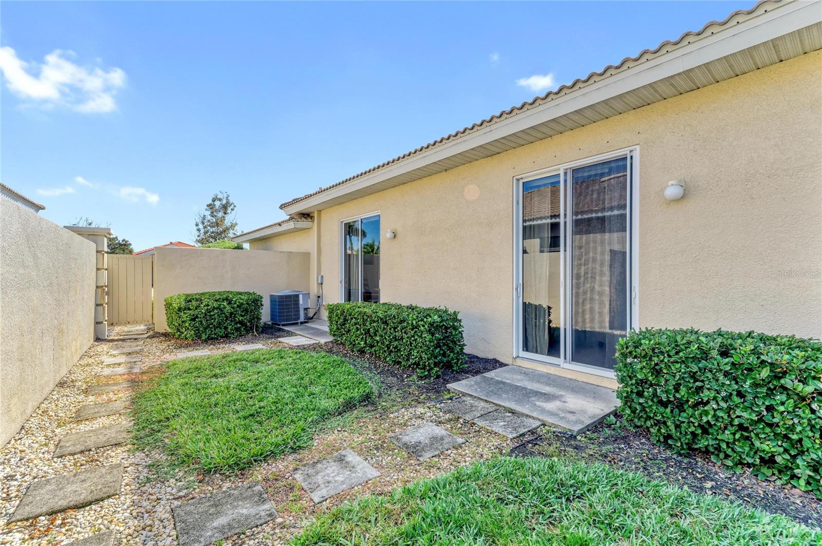 Image 43 of 72 For 298 Padova Way