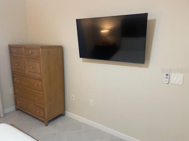 Image 13 of 43 For 17470 Opal Sand Drive 106