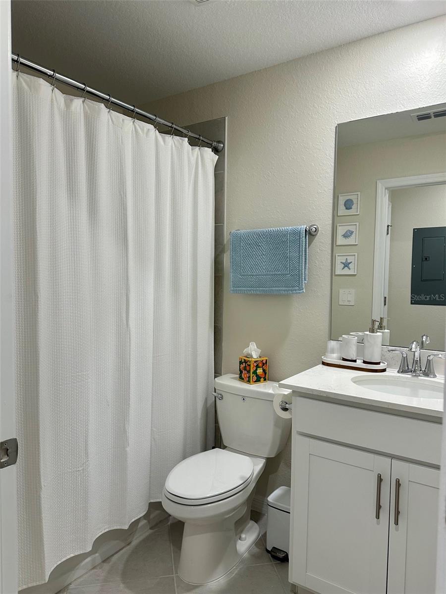 Image 16 of 43 For 17470 Opal Sand Drive 106