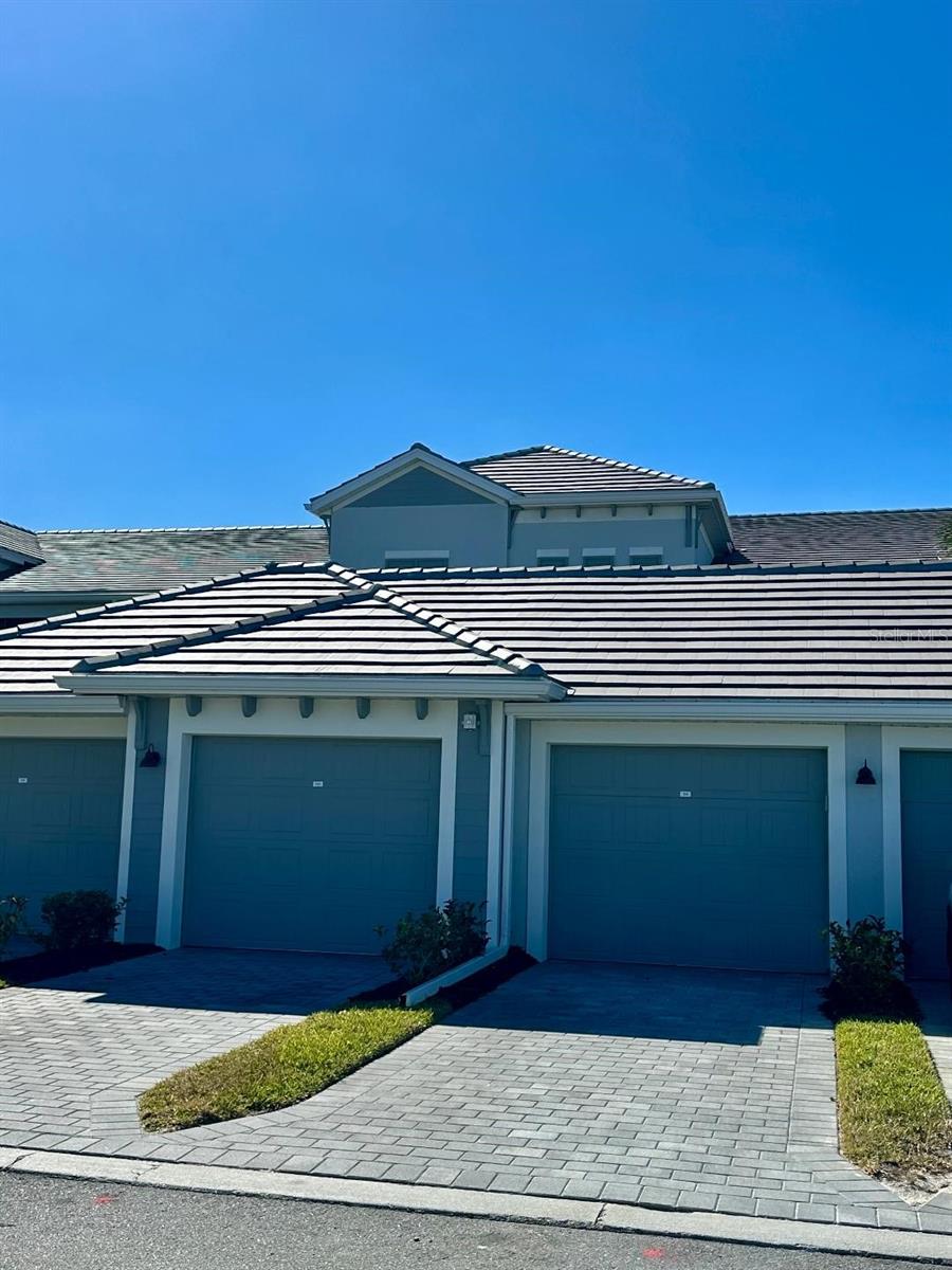 Image 21 of 43 For 17470 Opal Sand Drive 106