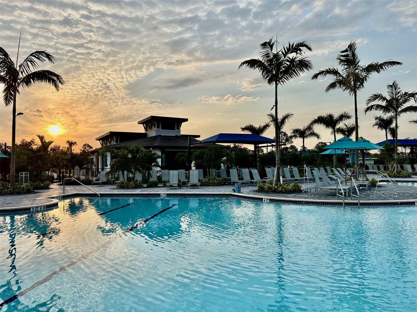 Image 22 of 43 For 17470 Opal Sand Drive 106