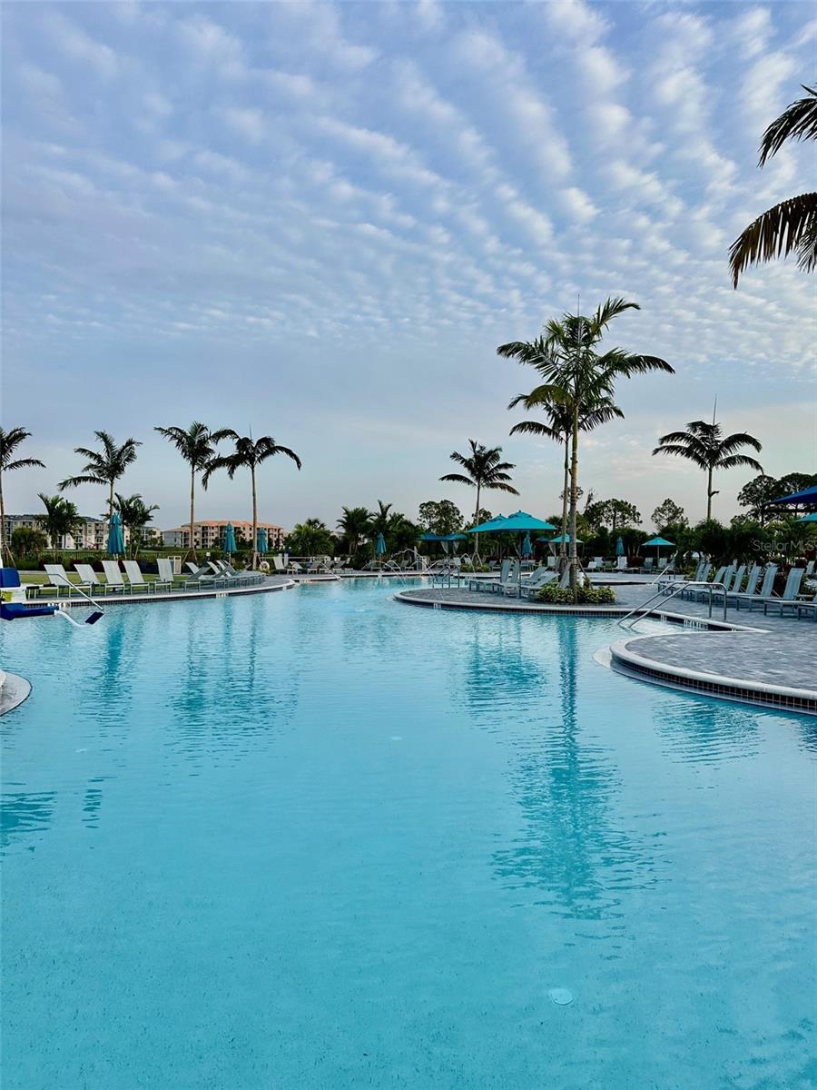 Image 24 of 43 For 17470 Opal Sand Drive 106